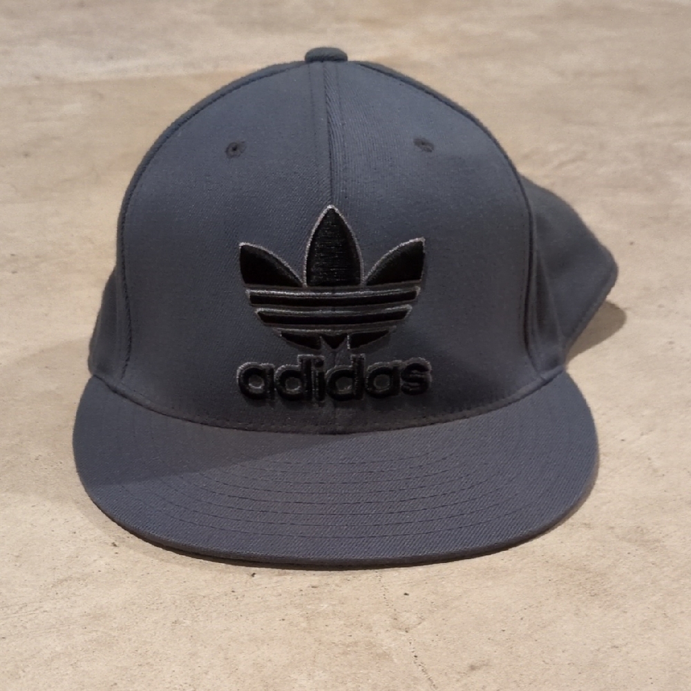 Adidas Dark Gray Logo Cap
